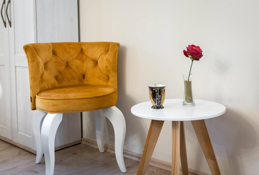 Diva 1,Stylish Old Town Studio Apartment Near Beach Split Bagian luar foto